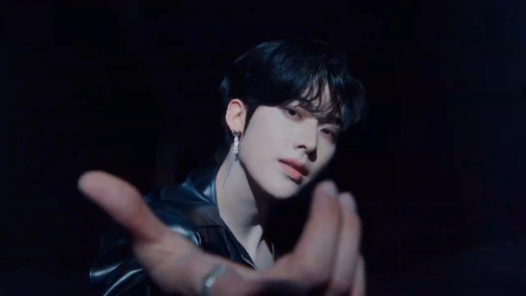 此男帅得不知天地为何物了