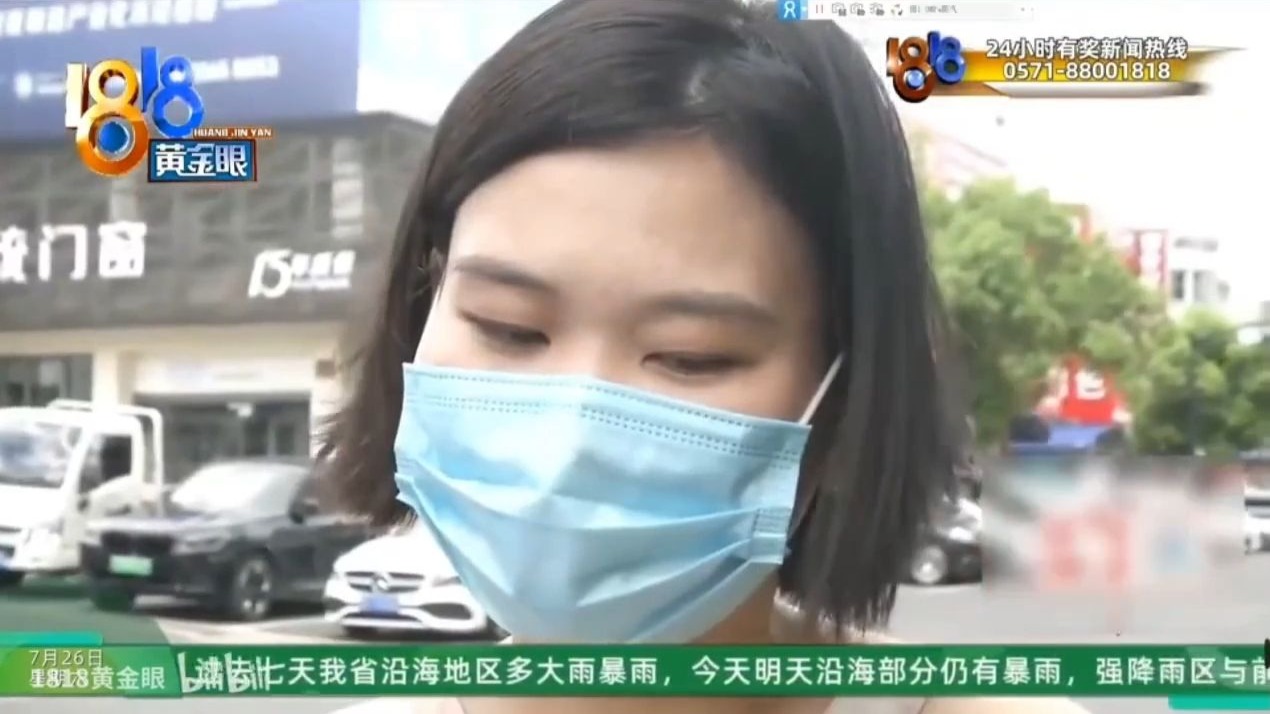 小车司机控诉卡车恶意别车，双方拿出记录仪后反转，但小车司机坚