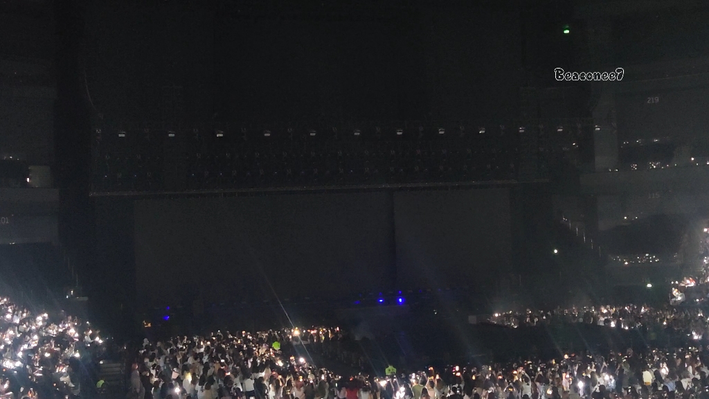 伯贤丨二巡开场VCR