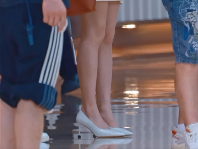 【赵今麦】细高跟