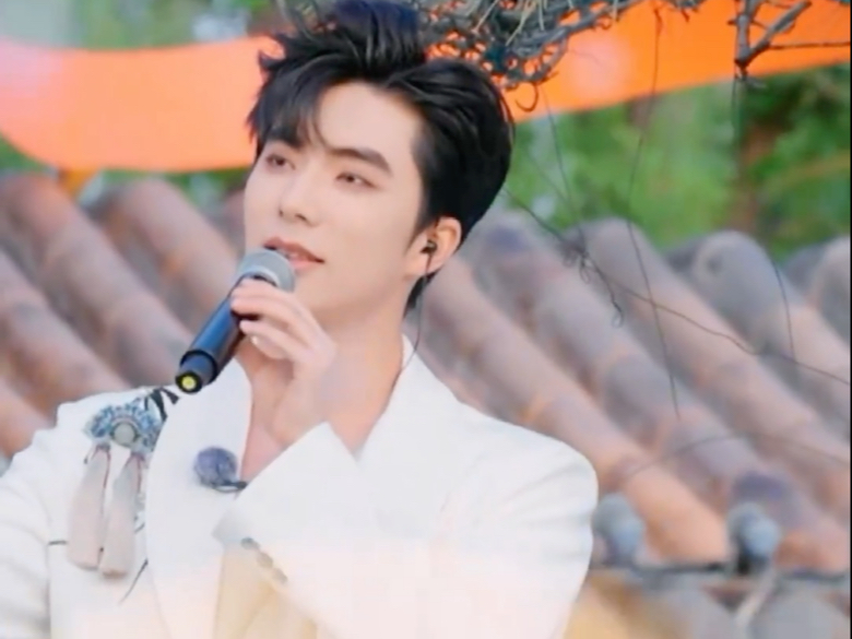 【郭雨昂】《探窗 》尽显戏韵风华，舞台感染力max！国风超有戏寻