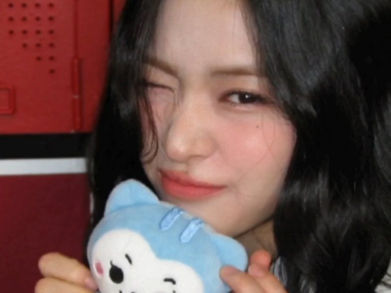 唯一不变的是看向我的眼睛