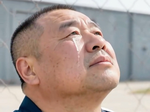 【AI正装大叔】贪官大叔被抓，进监狱里去悔过吧