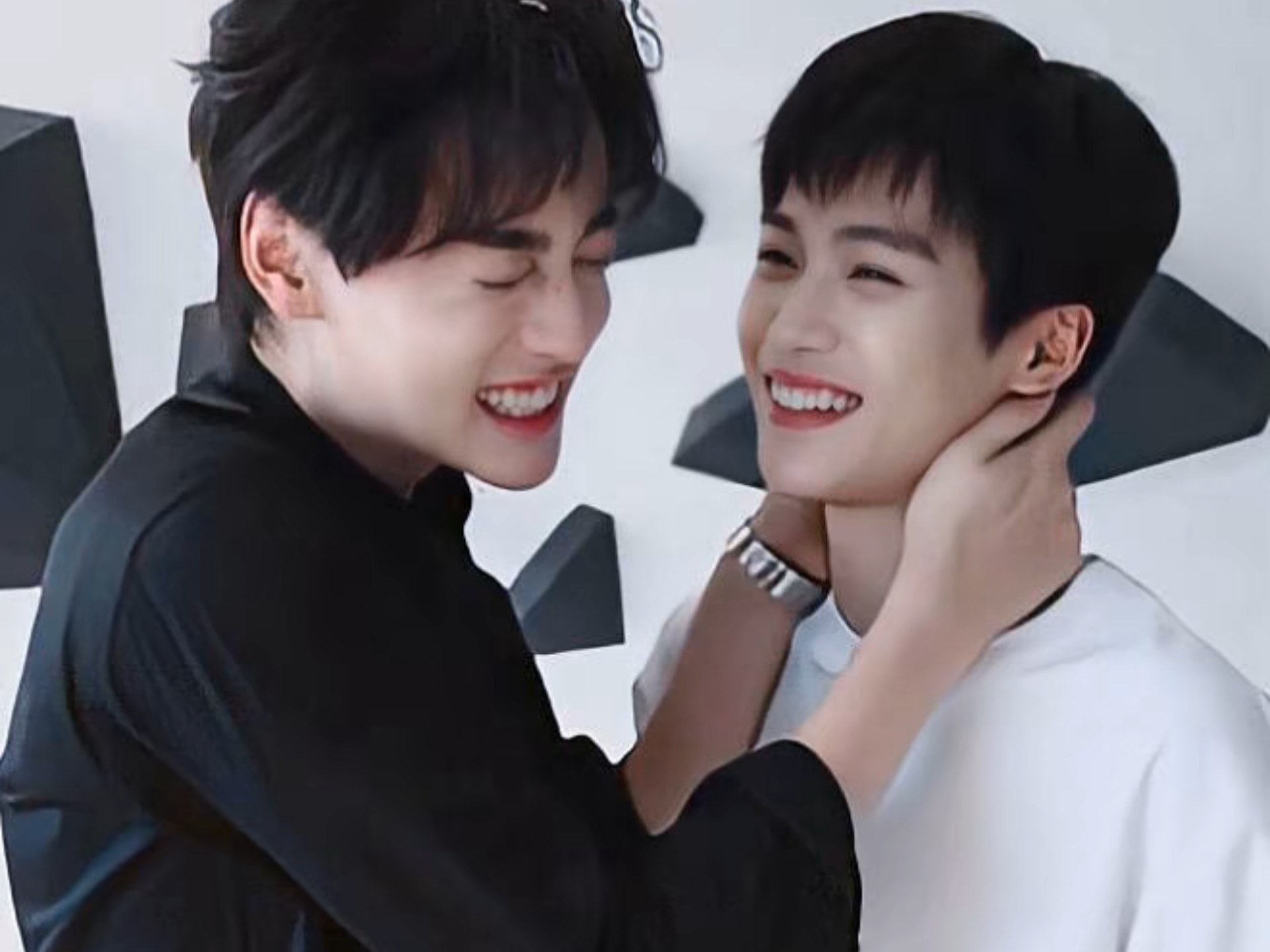 【雷朋｜花xu混剪】月月你就这么喜欢吗？天天戳几人家！