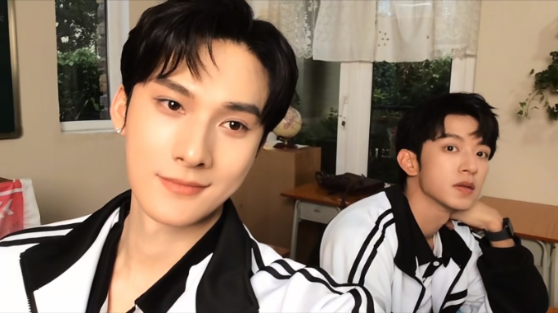 9.1奖励/狼兔抖音共创reaction：啊啊啊啊啊啊啊啊啊啊，染上奖励