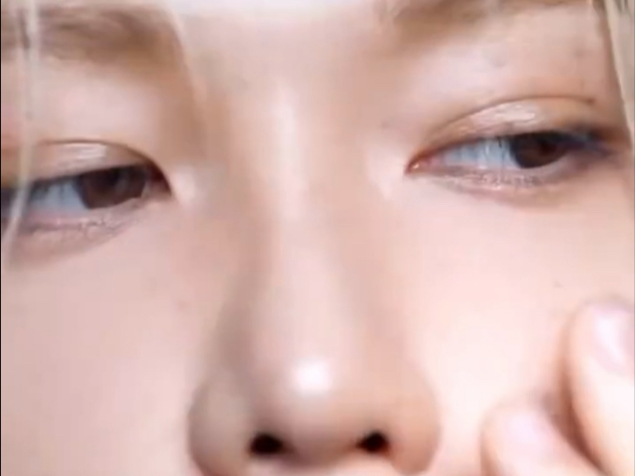 Hera更新李龙馥广告！低音苏语…耳朵化了