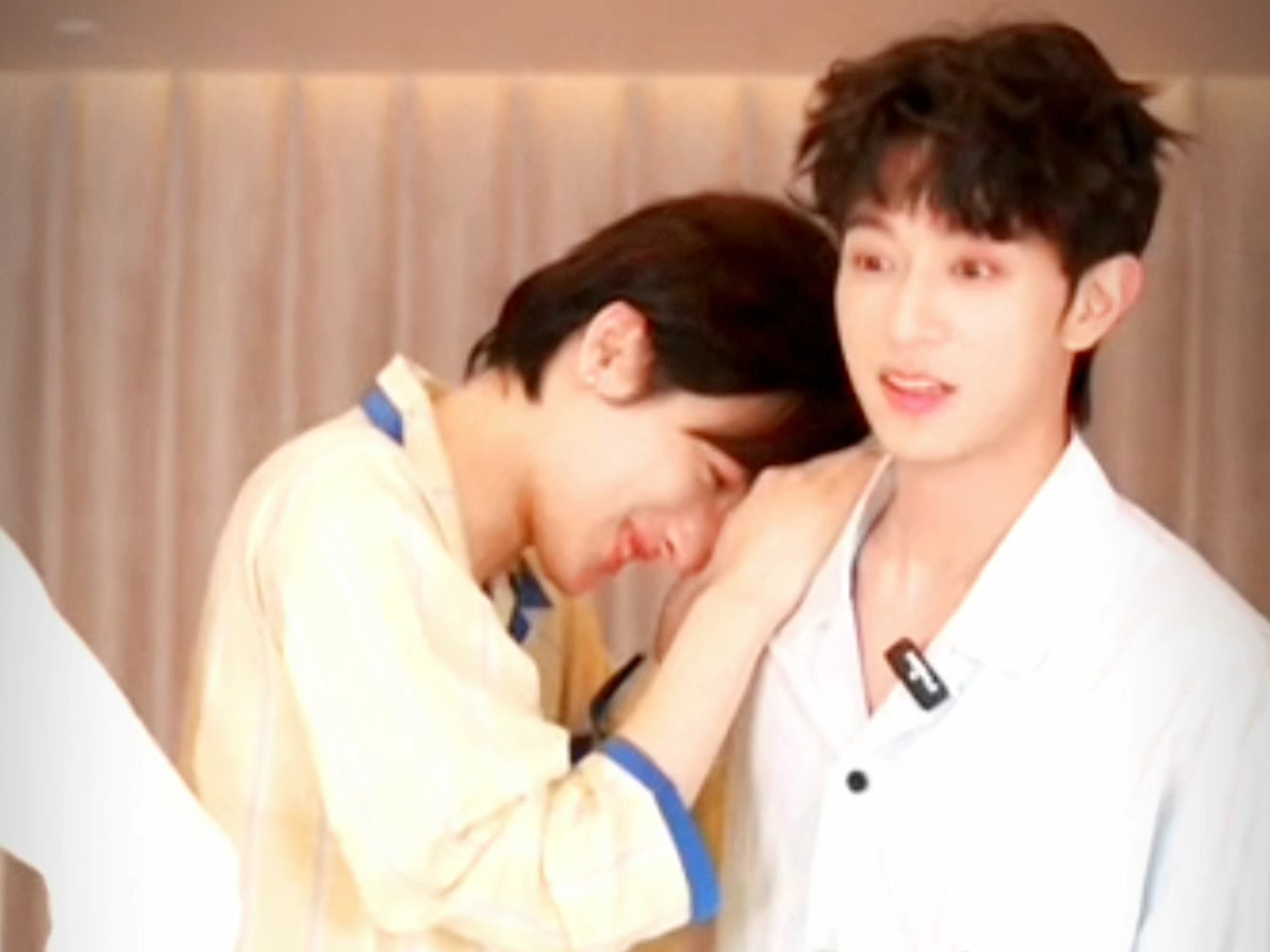 救命！怎么能这么好品！一个“哪怕一无所有我也会坚定选择你”，一