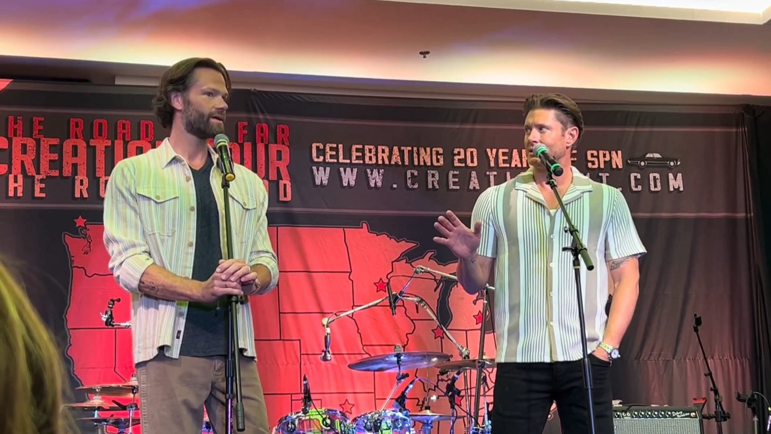 [中字]Jared:吸血鬼会吸血Jensen:但是我们喝奶，这段真的太好