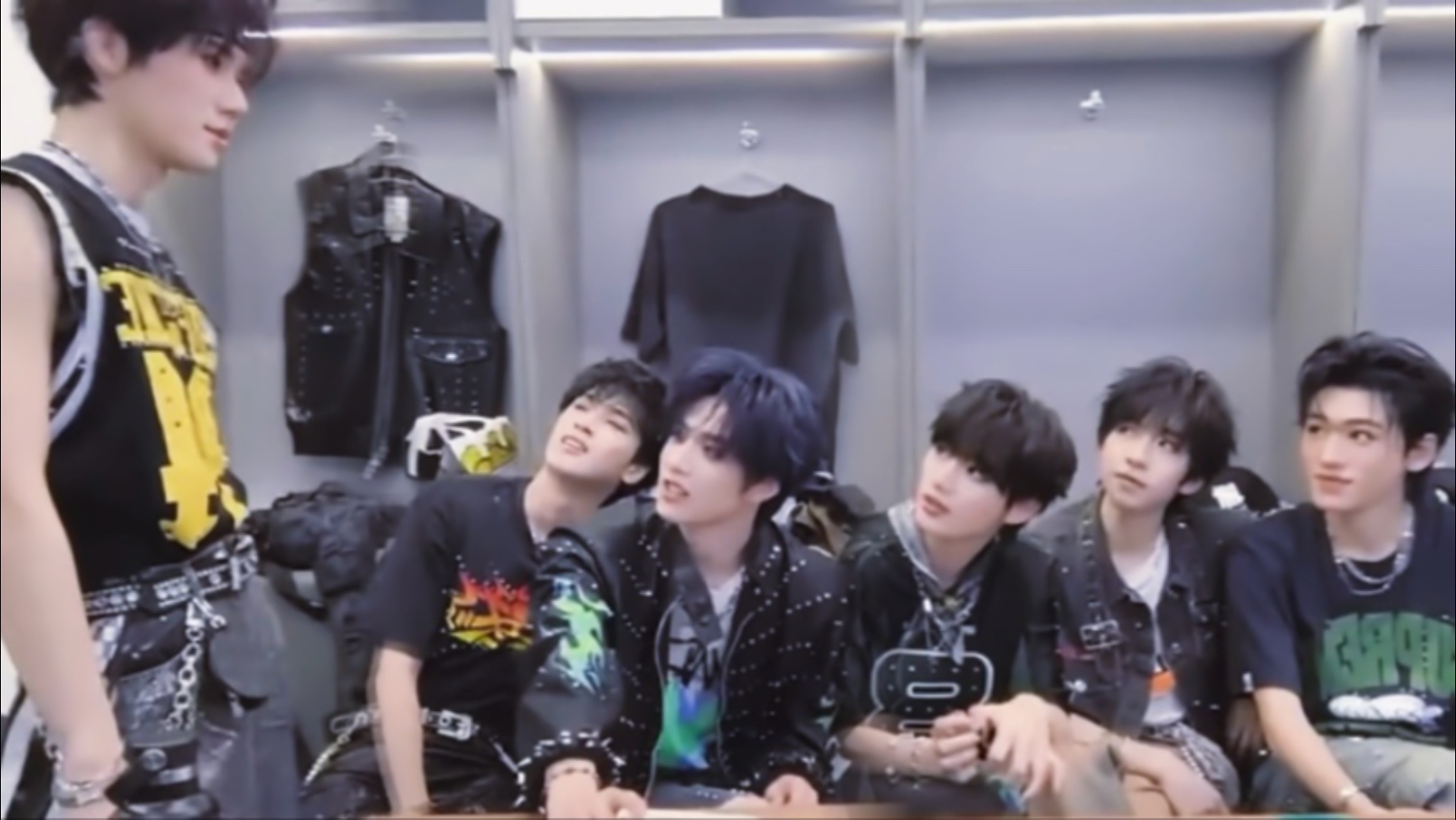 【all真】“互换身体从我们几个选你选谁”