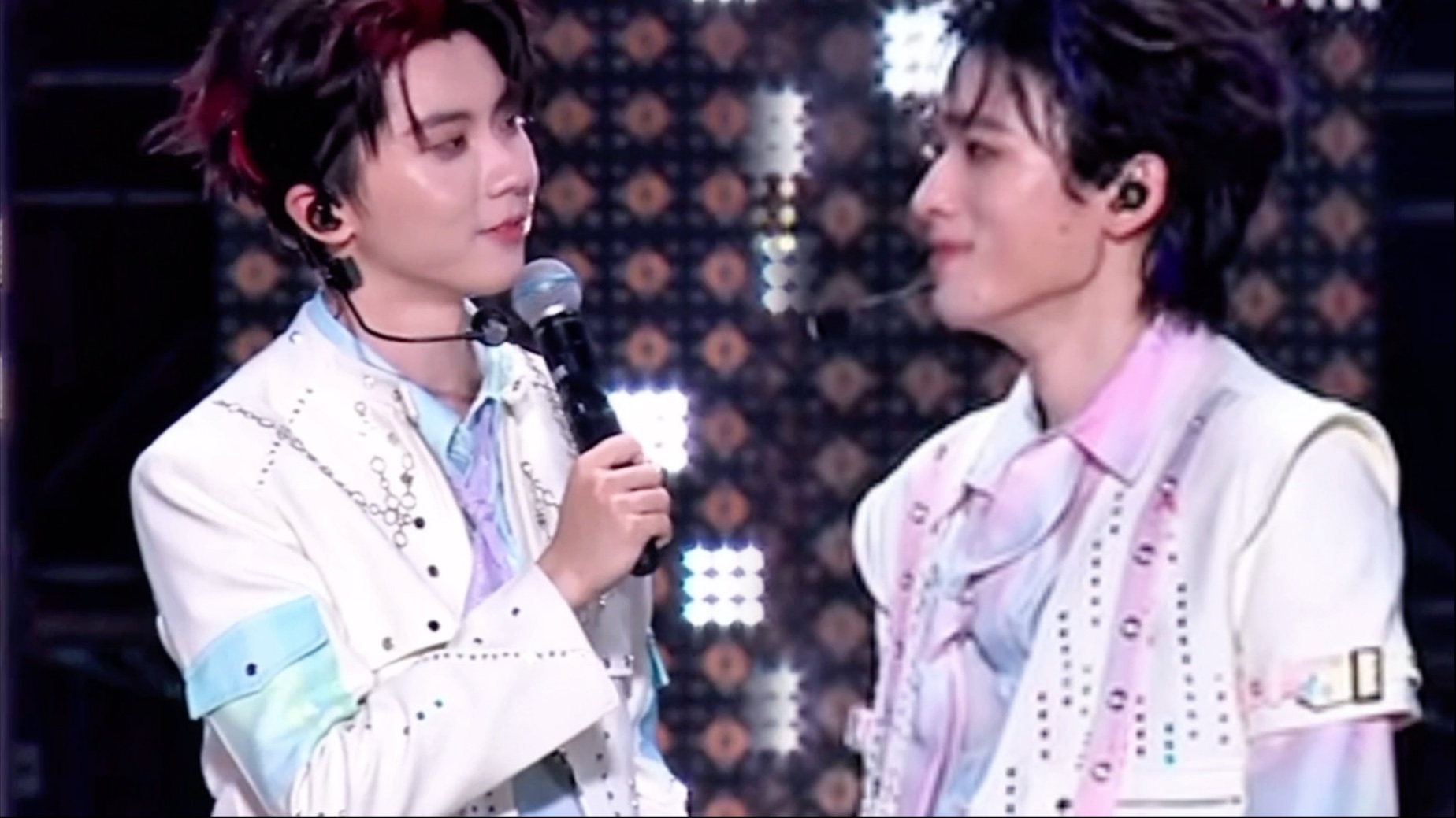 【祺轩】“或者会在同一个大学相遇”“全世界你最美”