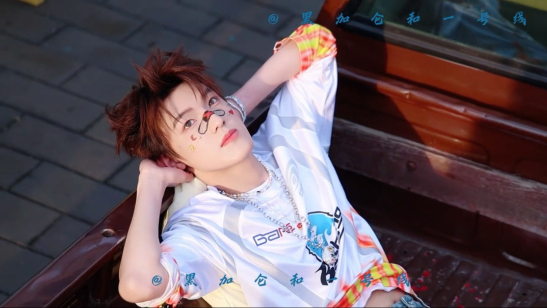 爱他鲜活漂亮，爱他肆意张扬，爱他坚韧也柔软｜十八岁生日周边DVD