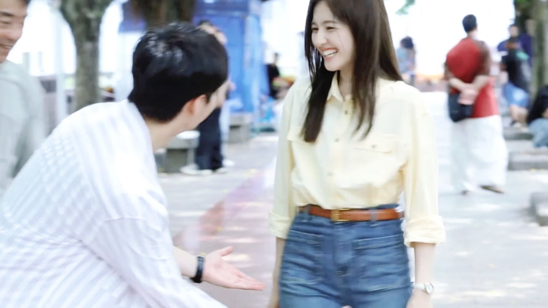 这可是央妈严选的一张脸！听说要播了？！想看她演年代剧的愿望实现