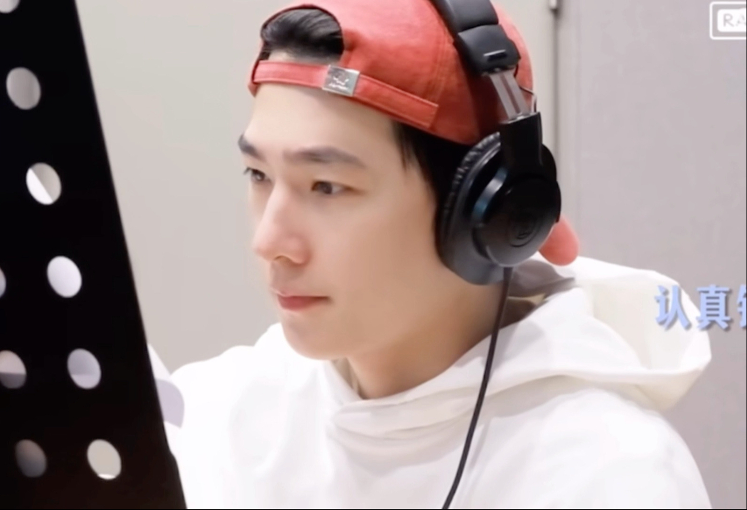 我就知道杨洋偷吃驻颜丹了，不然怎么素颜这么帅