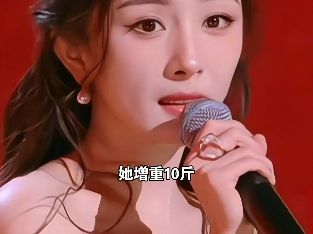 谁还敢说杨幂是花瓶？一场土里土气的表演直接封神