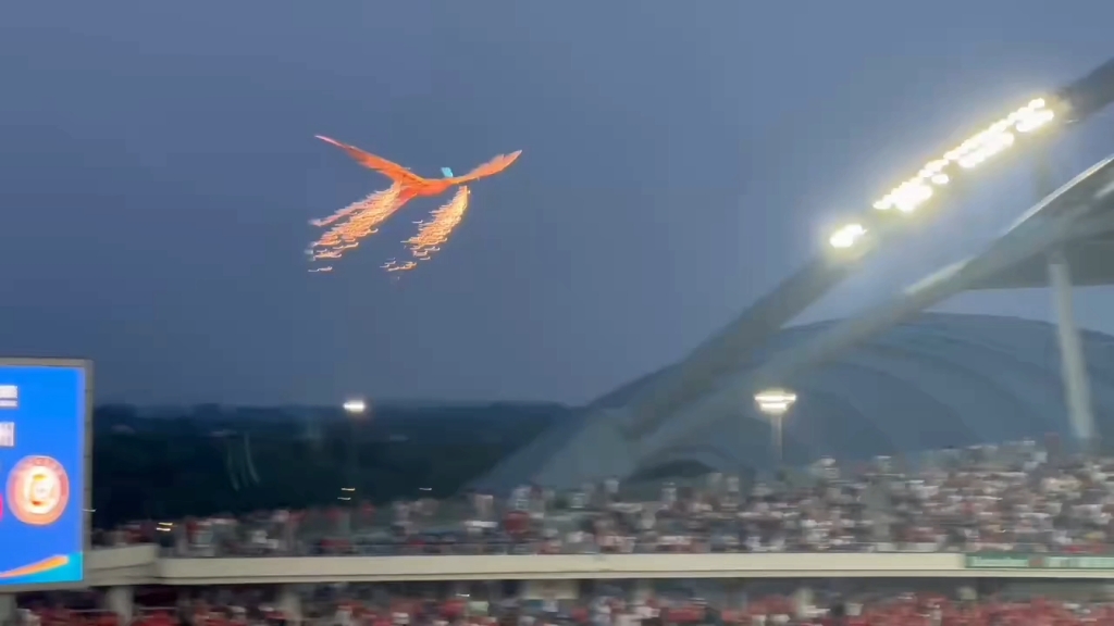 互关互粉哟✧٩(ˊωˋ*)و✧苏超之大鸾放飞