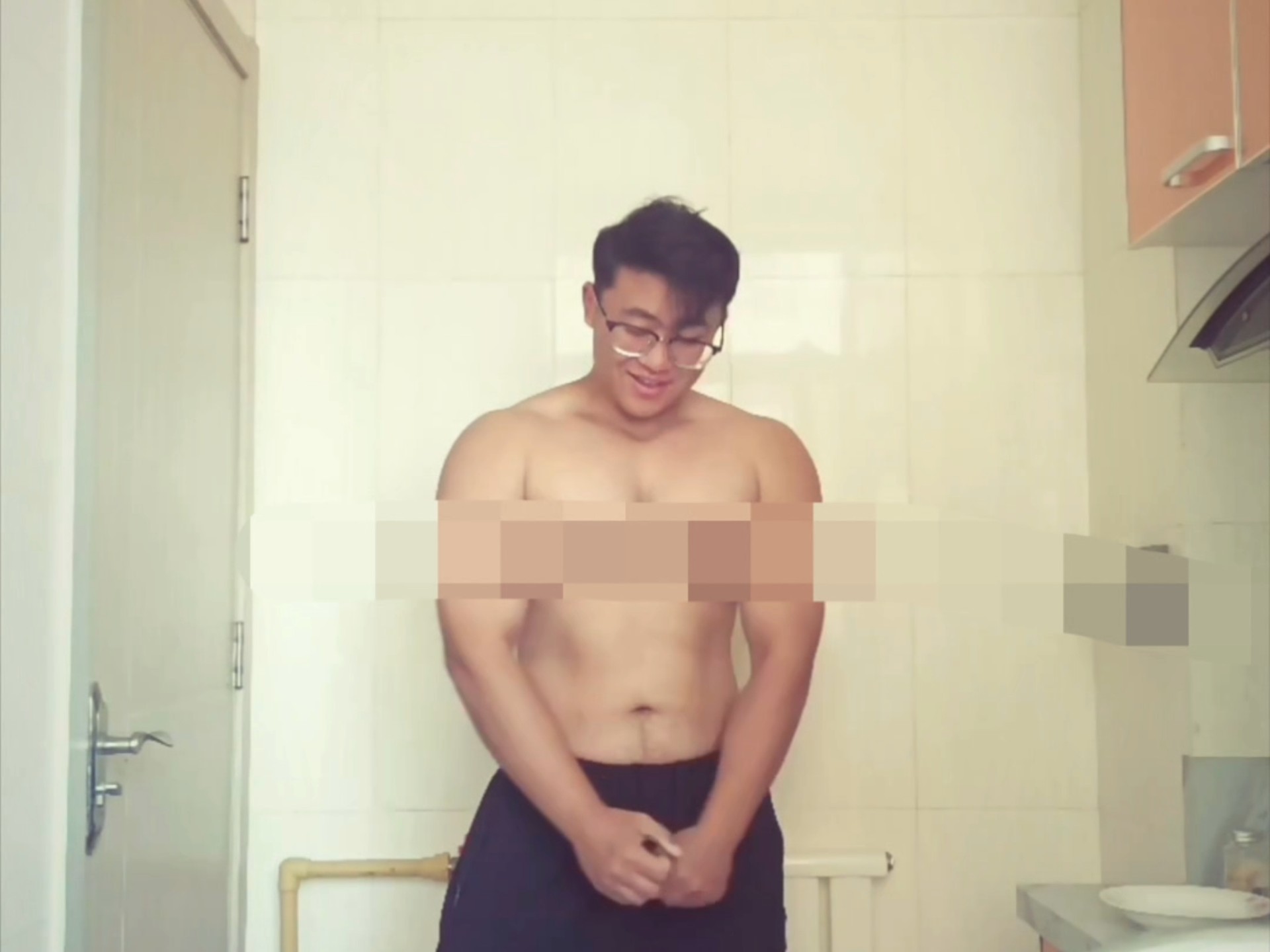 是不是你的黑皮男主角 是不是你的黑皮男主角