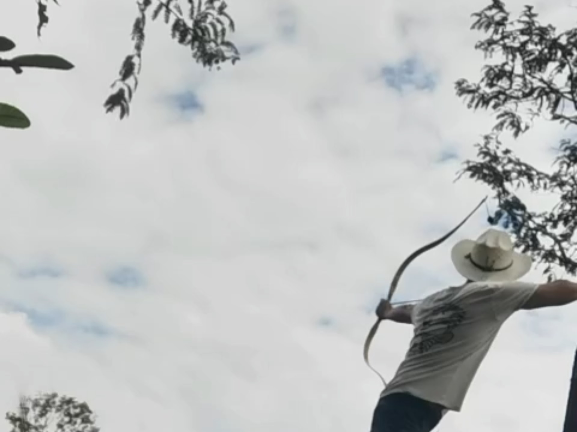 户外射箭能治驼背 能杀烦恼 能破我持