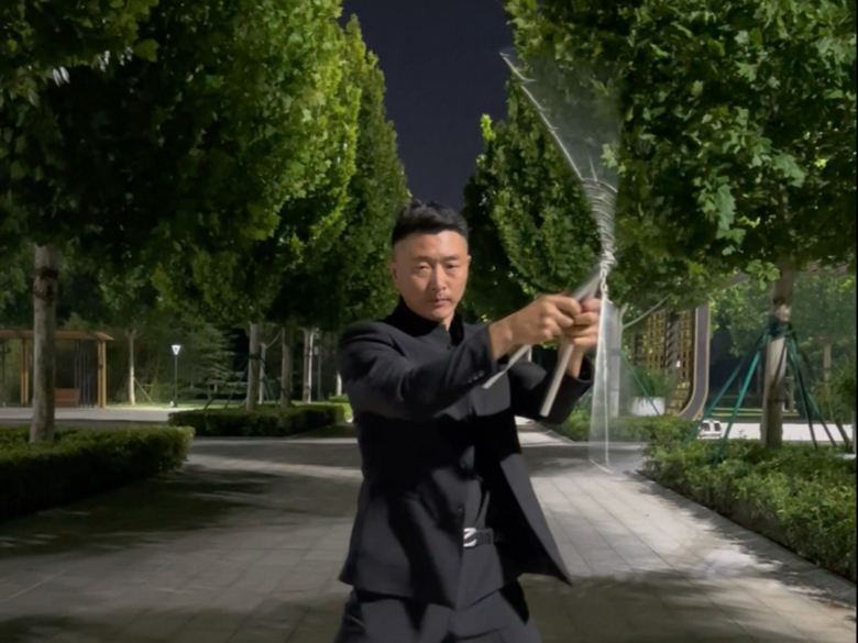 武力不只是让你们看看，作为中国人无比骄傲！