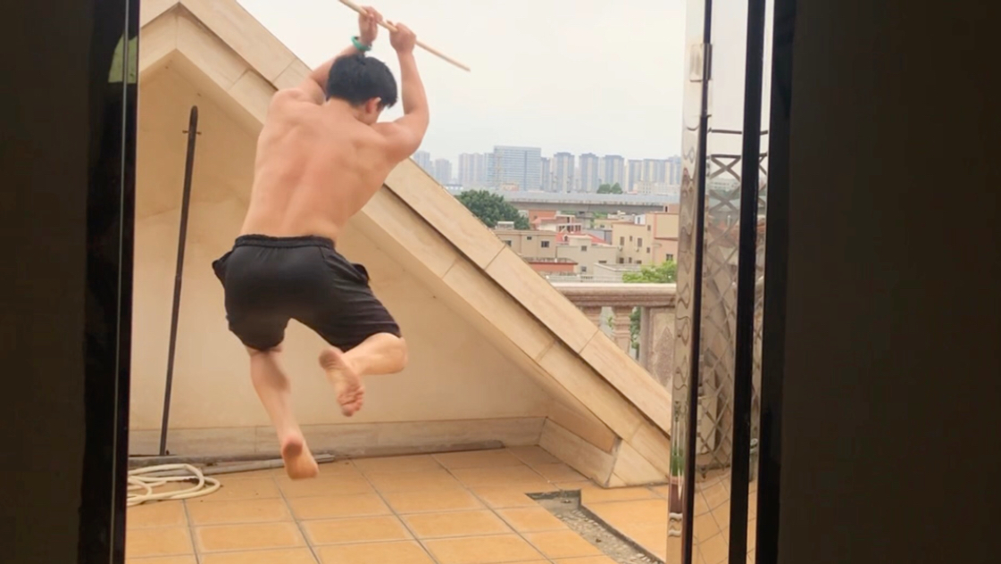 只有自己飞起来才发现原来壁画是写实风…