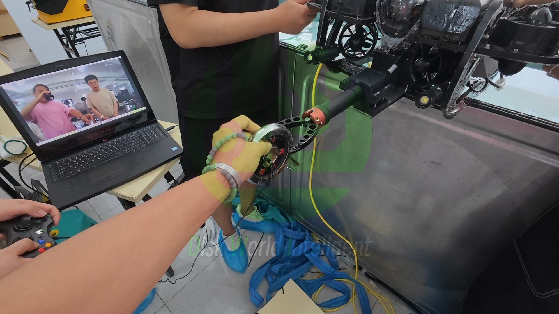 水下机器人  水下机械臂 水下捕捞 海底捞#水下机械臂 #水下