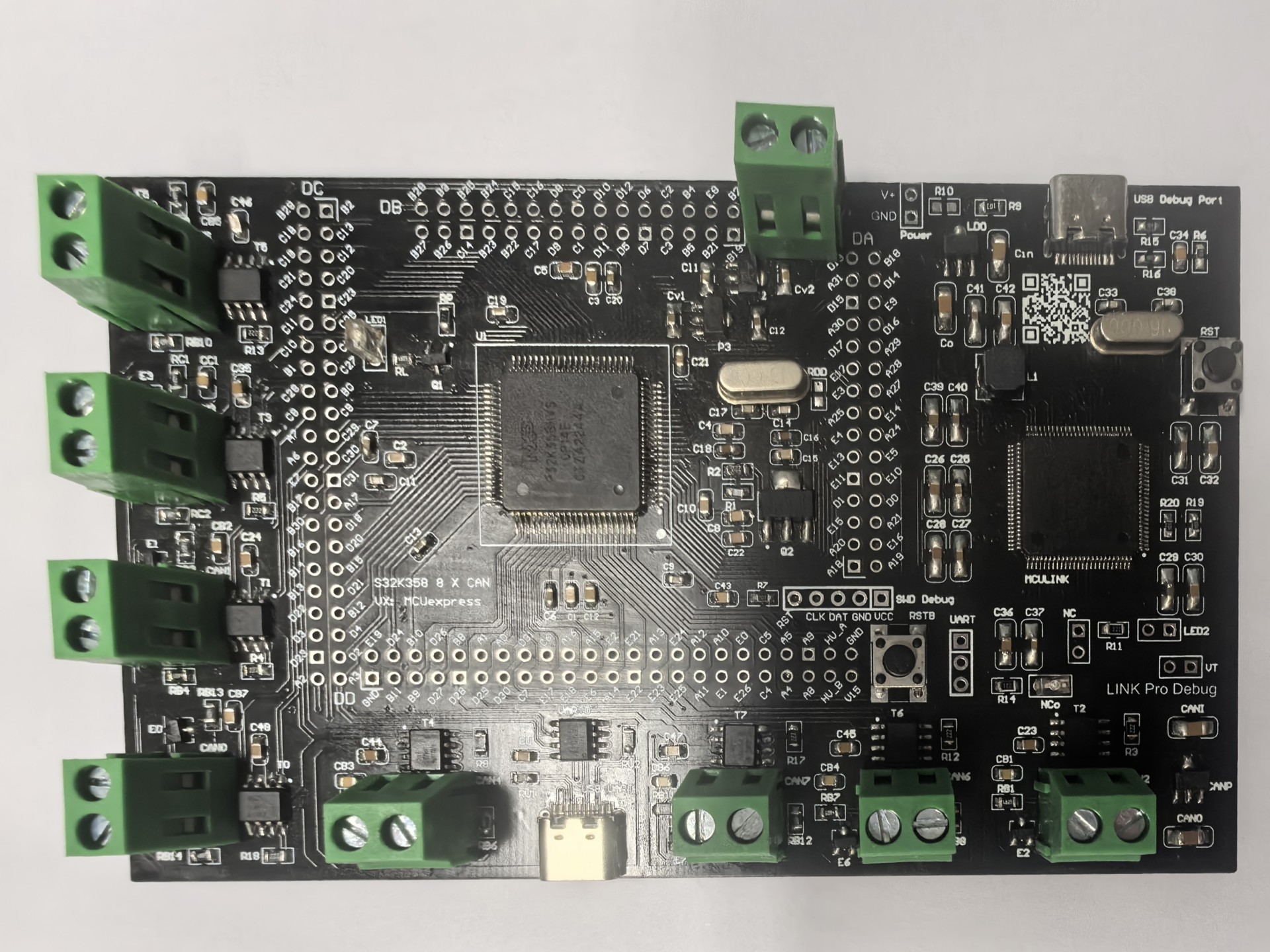 使用一站式S32K344开发板，用板载Jlink在环硬件调试。配置Matl