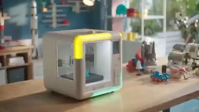 X-MAKER智能多功能3D打印机 首款带游戏化3D创意设计APP的3D