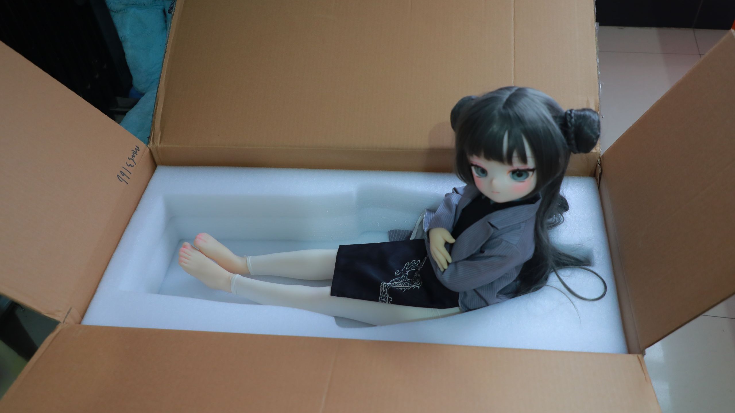 【魔族人形】关于我捡了一个大手办的事