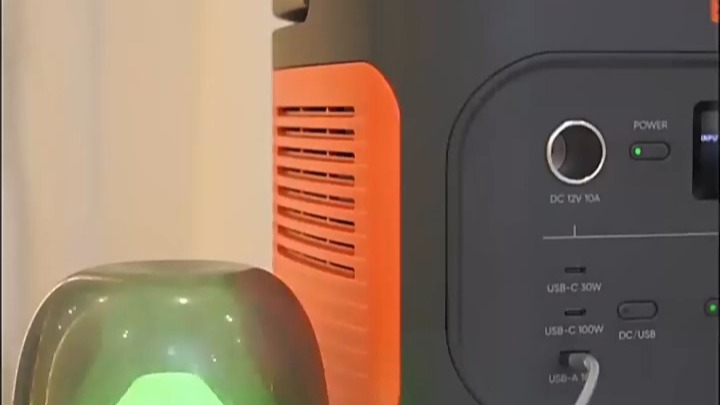电小二2000Pro2两度快充磷酸铁锂户外电源
