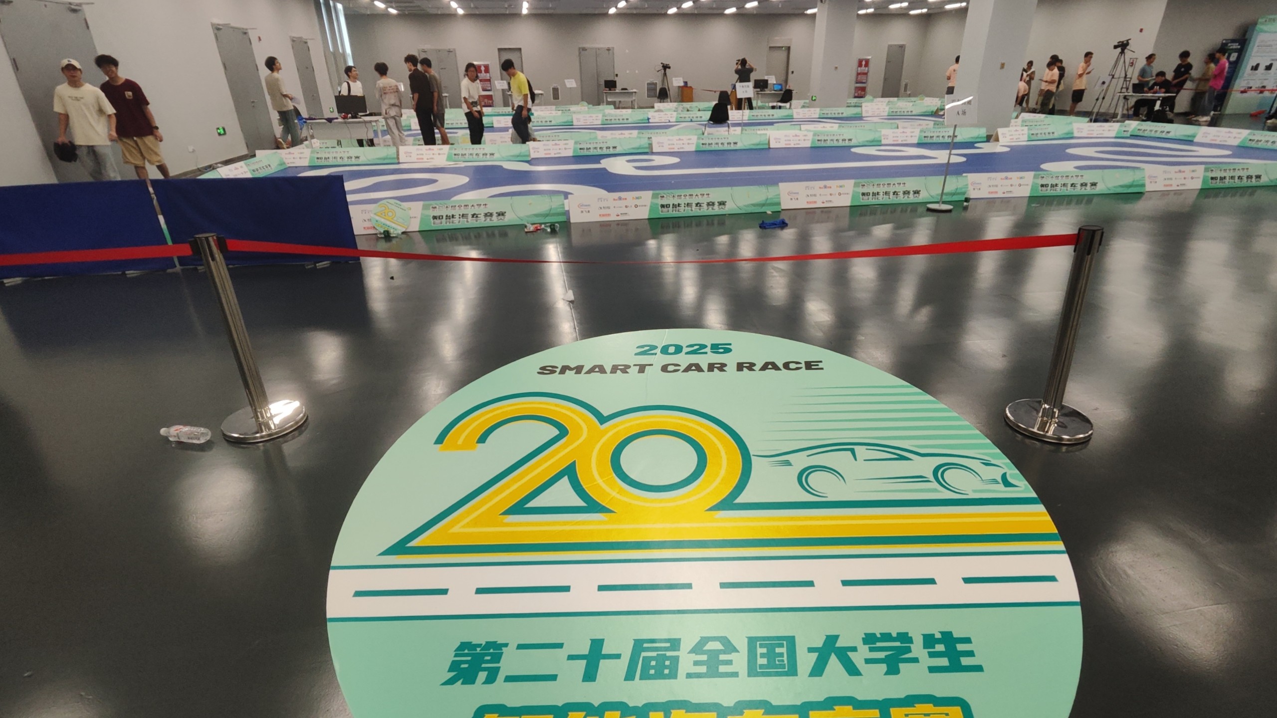 20届微缩光电 差一名进国