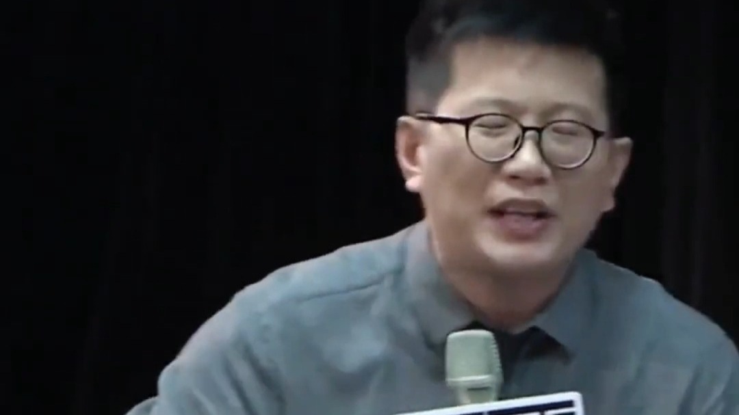 真正的有钱人其实比穷人更宽心#辩论 #新国辩 真正的有钱人其实比穷人更宽心#辩论 #新国辩