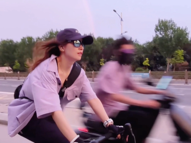 是谁这么幸运 在骑行路上遇到了彩虹～
